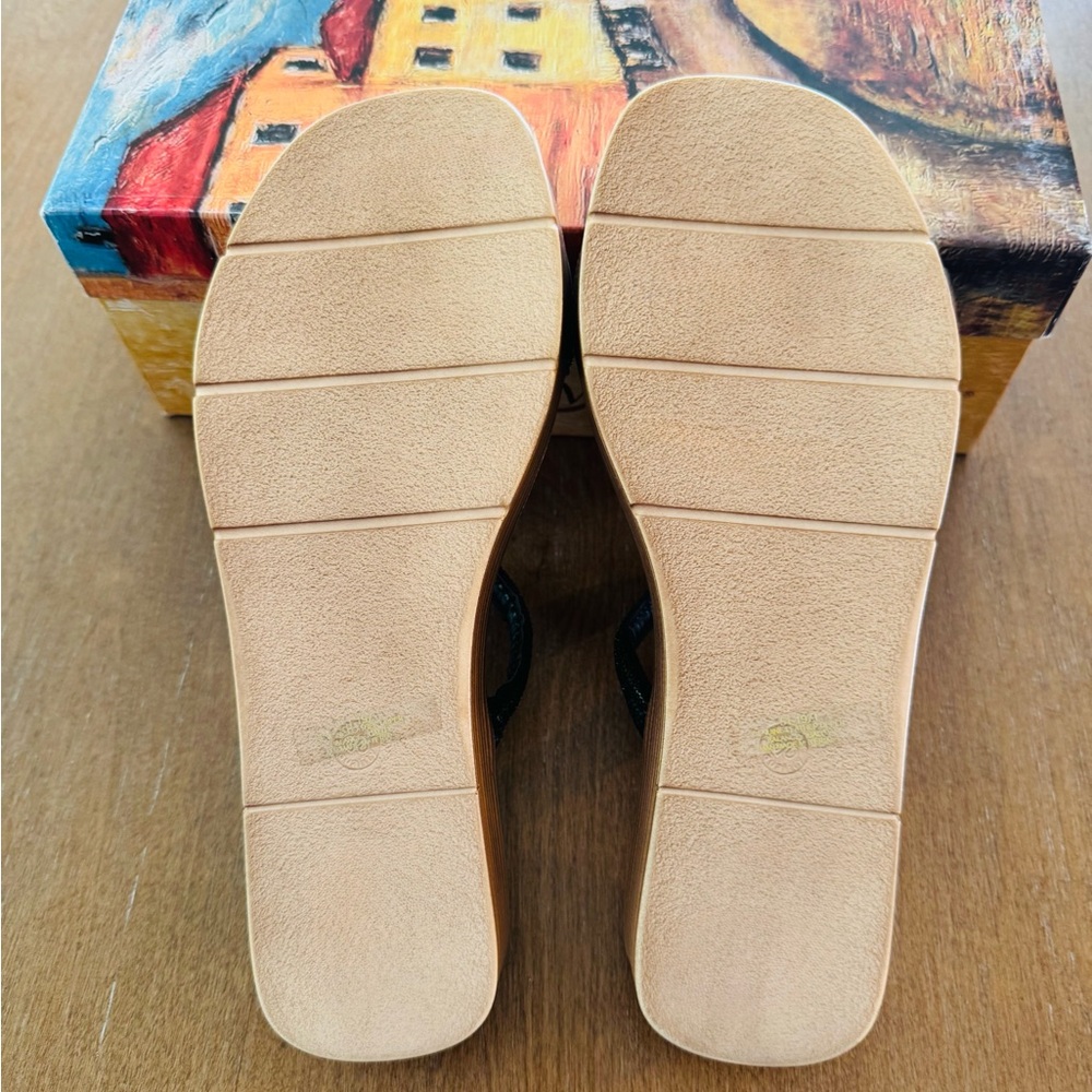 Women’s Bella Vita Sparkle Sandals - Picture 5 of 5